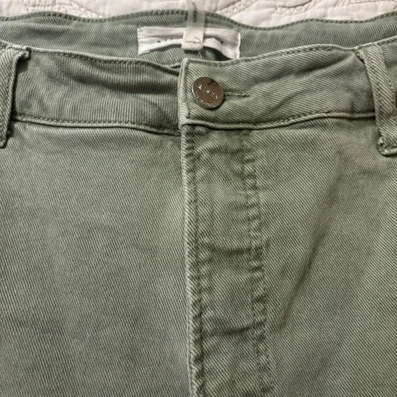 High Rise Green Jeans - Picture 2 of 10